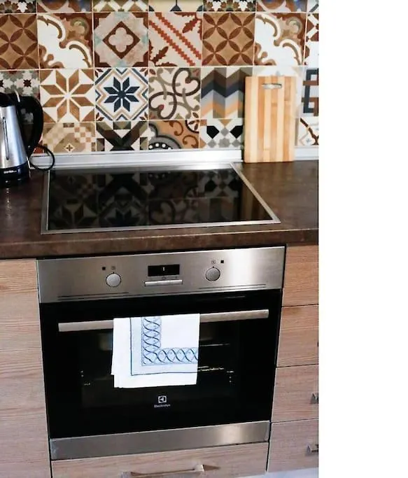 Spacious Apartment In Old Town - Private Parking Thessaloníki