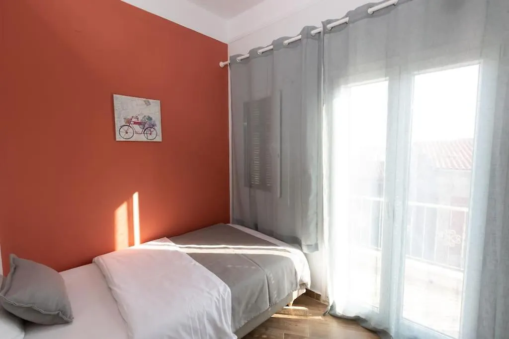 Spacious Apartment In Old Town - Private Parking Thessaloníki